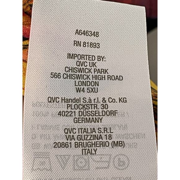 Beautiful by Lawrence Zarian Shirt Womens Medium Black Floral Print Top Blouse - Picture 9 of 10